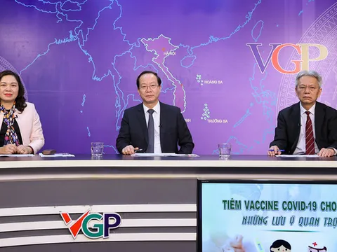 TỔNG THUẬT: Tọa đàm 'Tiêm vaccine COVID-19 cho trẻ em - Những lưu ý quan trọng'