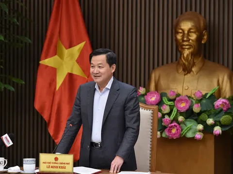 Kiểm soát chặt chẽ giá các mặt hàng thiết yếu; không để xăng dầu thẩm lậu qua biên giới