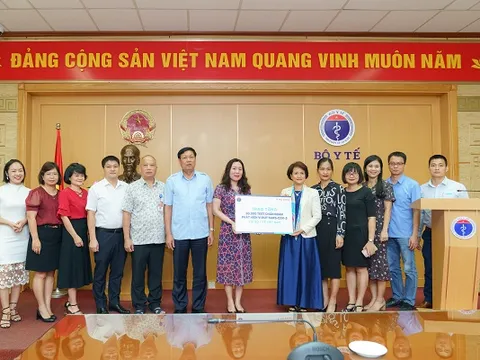 Trao tặng hơn 150 tỷ đồng chống dịch Covid 19, nỗ lực của Sao Thái Dương được ghi nhận