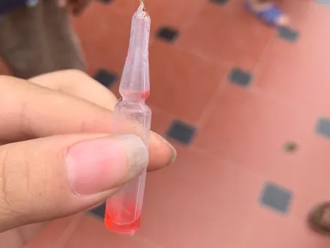 Cứu sống bé 3 tuổi mắc COVID-19 uống nhầm thuốc diệt chuột