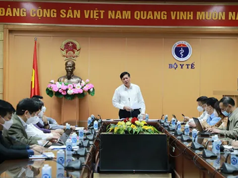 Từ 1/4/2022, không được mua bán trang thiết bị y tế khi chưa có giá kê khai