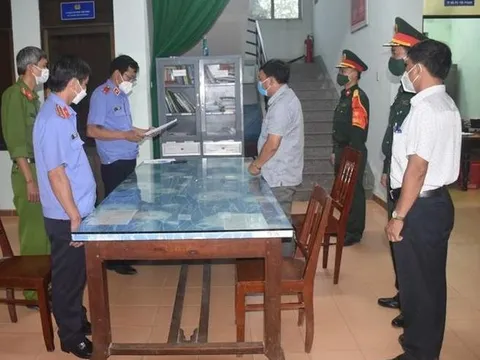 Bắt tạm giam Đội trưởng đội cảnh sát nhận hối lộ 100 triệu của chủ quán karaoke