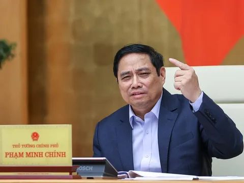 Thủ tướng: Khẩn trương, quyết liệt triển khai các chính sách để người dân, doanh nghiệp được hưởng thụ sớm, hưởng thụ thật