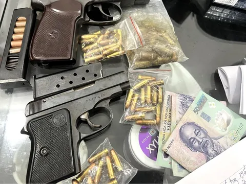 Bắt nhóm đối tượng trốn truy nã đặc biệt nguy hiểm, mang súng quân dụng