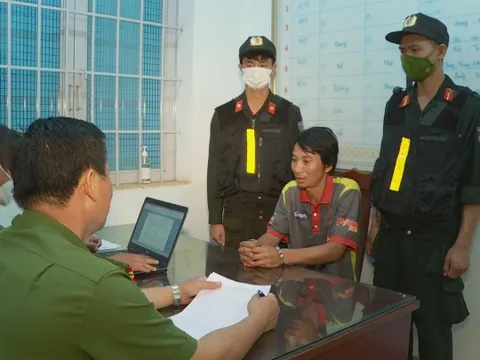 Bắt giữ đối tượng đánh trọng thương bạn nhậu rồi bỏ trốn hơn 8 năm