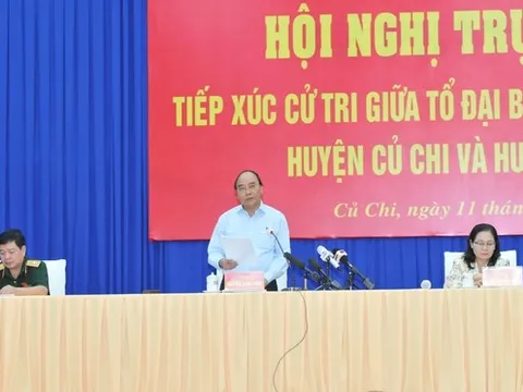 Chủ tịch nước Nguyễn Xuân Phúc tiếp xúc cử tri TP Hồ Chí Minh