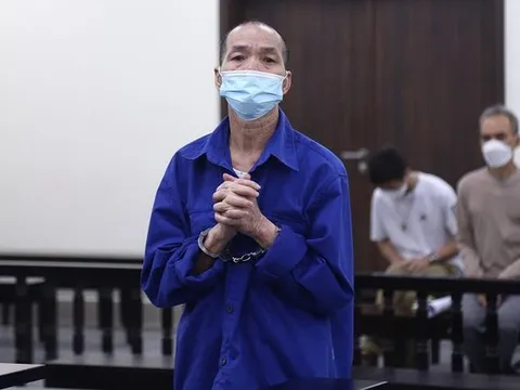 Hà Nội: Chém vợ chồng anh trai vì mâu thuẫn đất đai