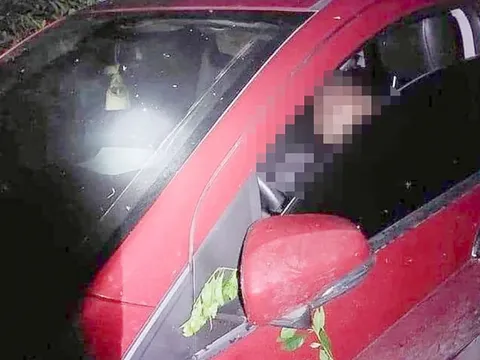 Điều tra vụ tài xế tử vong bất thường trong xe ô tô ở Nghệ An