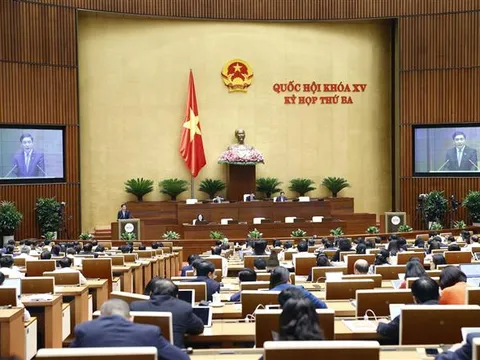 Ngày 24/5, Quốc hội tiếp tục thảo luận tại hội trường về nhiều nội dung quan trọng