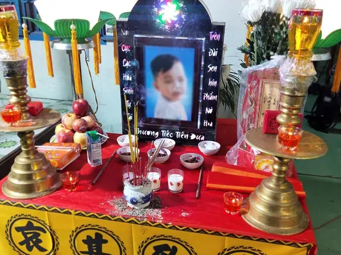 Điều tra vụ bé trai 18 tháng tuổi tử vong nghi bị bạo hành ở Long An