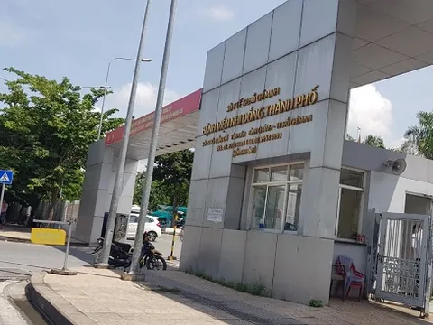 Lời khai của người mẹ nghi bị trầm cảm ném con trai 2 tháng tuổi từ tầng 5 bệnh viện xuống đất