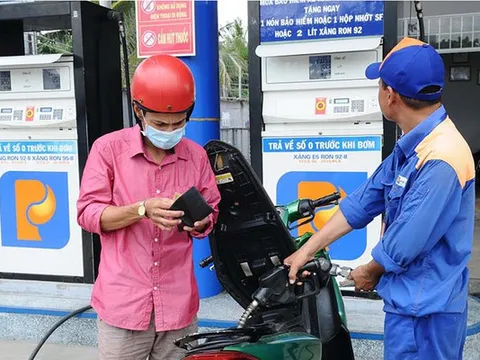 Đề xuất giảm 1.000 đồng/lít thuế bảo vệ môi trường đối với xăng