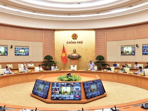 Phó Thủ tướng Lê Văn Thành chủ trì họp khẩn ứng phó bão mạnh đầu mùa