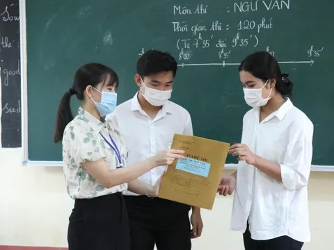 Làm lộ đề thi tốt nghiệp THPT có thể bị xử lý thế nào?