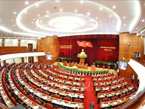 Kết luận của Bộ Chính trị về thực hiện một số mô hình thí điểm theo Nghị quyết số 18-NQ/TW