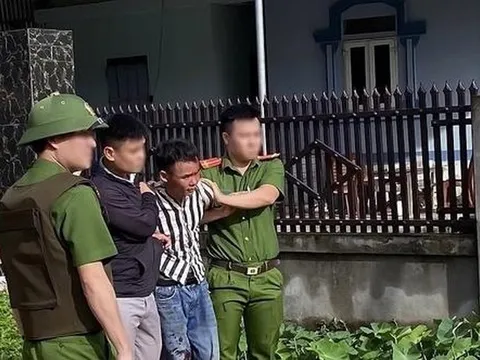 Bắt nghi phạm chém hàng xóm tử vong, bố mẹ trọng thương