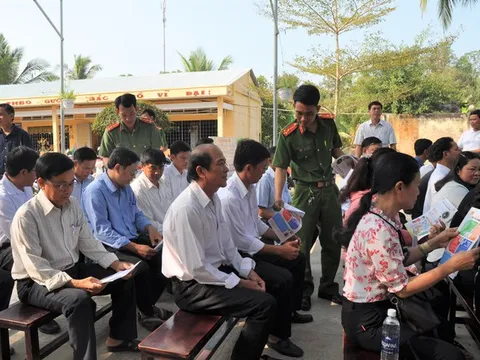 Tăng cường năng lực tiếp cận pháp luật của người dân