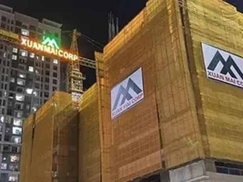 Hà Nội: Phát hiện cô gái tử vong cạnh bạn trai trong căn hộ chung cư