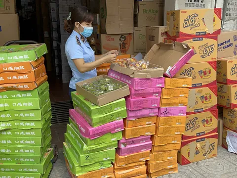 Hà Nội: Thu giữ gần 11.000 bánh trung thu không rõ nguồn gốc