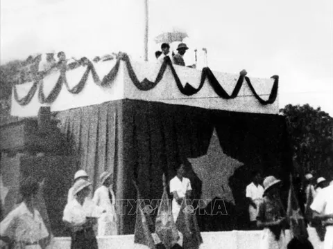 Quốc khánh nhớ ơn Người: Niềm tự hào mang họ Bác của đồng bào Vân Kiều