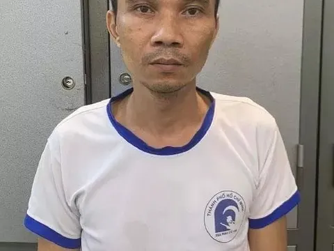 Tạm giữ đối tượng dùng xiên thịt đâm Trung úy Công an