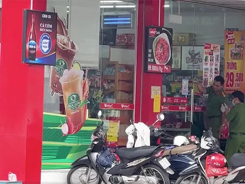 Bắt đối tượng dùng súng cướp tiền trong cửa hàng tiện lợi ở TP.HCM