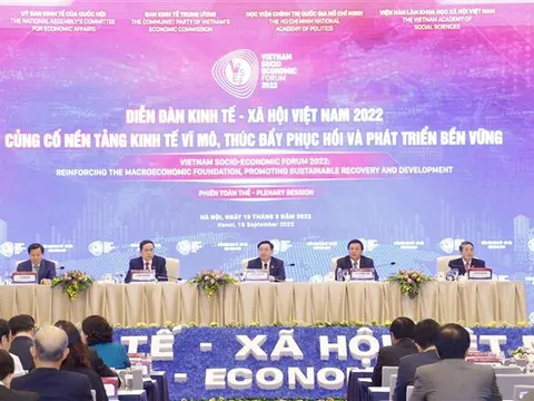 Đẩy mạnh cải cách thể chế, hoàn thiện chính sách về đất đai