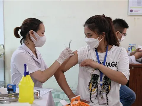 Bộ Y tế đề xuất áp dụng mức phụ cấp ưu đãi nghề y 100%