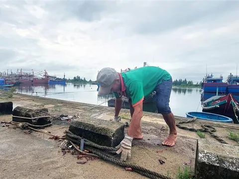 Công điện của Thủ tướng Chính phủ về tập trung ứng phó khẩn cấp với bão số 4