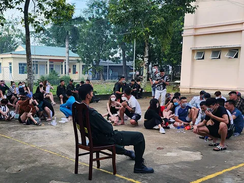 Phát hiện 105 nam, nữ dương tính với ma túy trong quán bar ở Kiên Giang