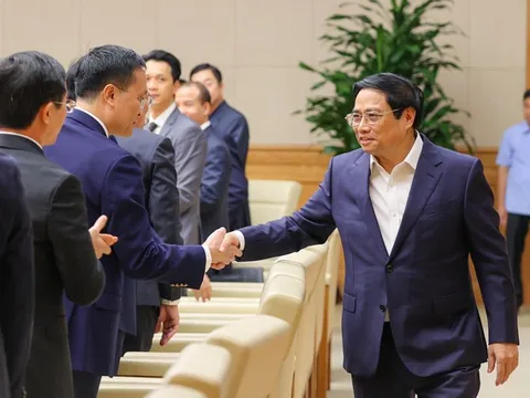 Thủ tướng Phạm Minh Chính gặp mặt lãnh đạo các ngân hàng thương mại