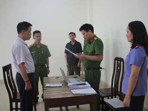 Bắt nguyên Đội trưởng Đội quản lý trật tự đô thị lừa đảo hơn 29 tỷ đồng