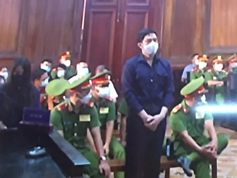 Vụ cháu bé 8 tuổi bị đánh đến chết: Tòa bác yêu cầu của luật sư