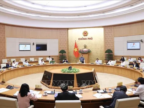 Tham vấn các chuyên gia, nhà khoa học, ý kiến của các đối tượng chịu tác động trong xây dựng pháp luật