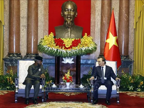 Chủ tịch nước Nguyễn Xuân Phúc tiếp Phó Tổng thống Nigeria