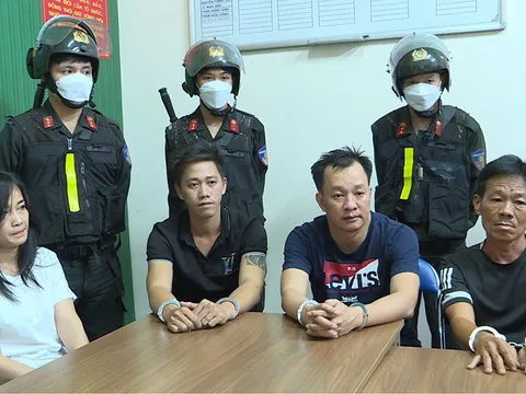 Triệt phá nhóm giang hồ tổ chức cá độ bóng đá có trang bị súng