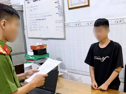 Bắt tạm giam thiếu niên chém hàng xóm vì nghi sàm sỡ phụ nữ