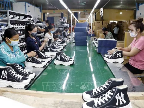 Thủ tướng chỉ đạo các biện pháp ổn định, phát triển thị trường lao động