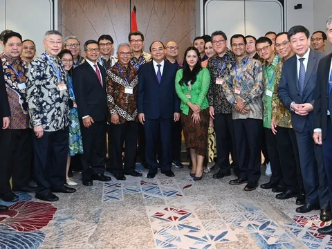 Chủ tịch nước Nguyễn Xuân Phúc tiếp Chủ tịch Hội Hữu nghị Indonesia – Việt Nam