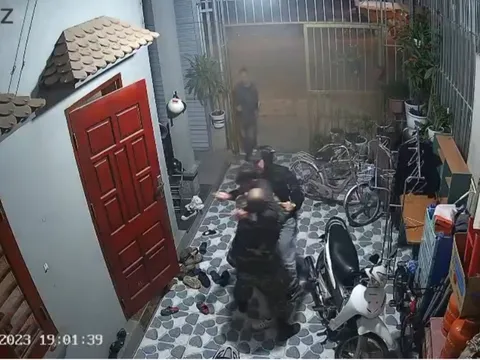 Điều tra vụ vác dao vào tận nhà dân truy sát ở Quảng Ninh