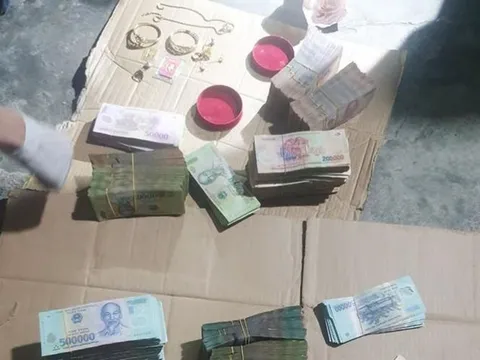 Quảng Nam: Người đàn ông trộm tài sản hơn 2,3 tỷ đồng của vợ trong két sắt