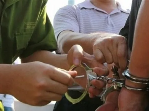 Bắt 2 Phó giám đốc Văn phòng đăng ký đất đai ở Hưng Yên