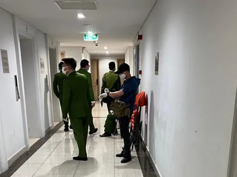 Quảng Ninh: Phát hiện thi thể người đàn ông đang phân hủy trong tư thế treo cổ