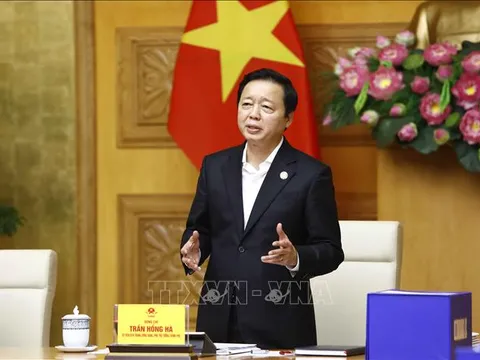 Không phá vỡ cảnh quan, môi trường khi khai thác, sử dụng khoáng sản