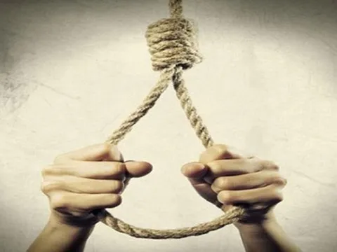 Hà Tĩnh: Phó Chi cục thuế tử vong trong tư thế treo cổ tại phòng làm việc