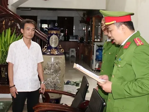 Tạm giữ hình sự 2 đối tượng lừa xin việc, chiếm đoạt hơn 11 tỷ