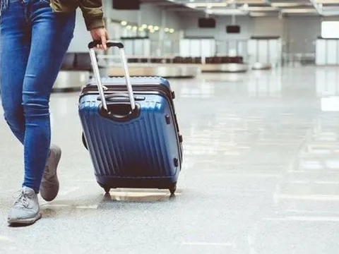 Bộ Công an: Không nên xách đồ hộ người lạ khi chưa biết rõ về hành lý