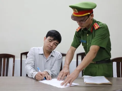 Khởi tố Phó Trưởng phòng Tàu sông, Cục Đăng kiểm Việt Nam về tội 'Nhận hối lộ'