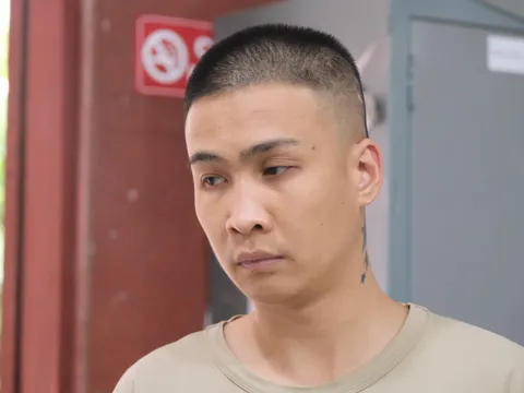 Khởi tố đối tượng say rượu, tông xe máy trực diện vào CSGT