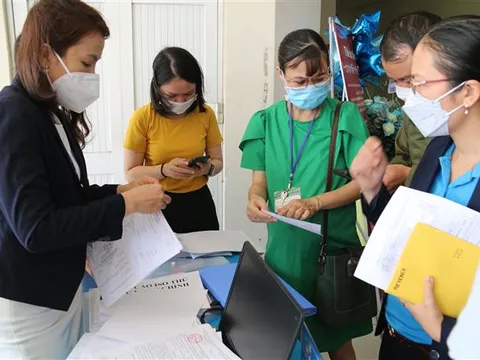 Tăng mức lương cơ sở lên 1,8 triệu đồng/tháng từ ngày 1/7/2023